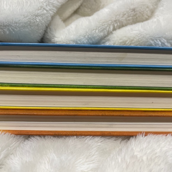 Diary of a Wimpy Kid 4 Hard Cover books Like new - Picture 9 of 10